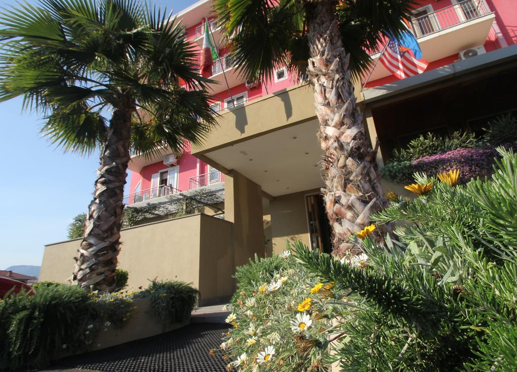 Hotel Carosello 3*